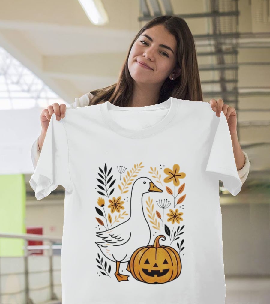 Pumpkin Jack O Lantern Goose Fall Farmhouse Floral Halloween T-Shirt