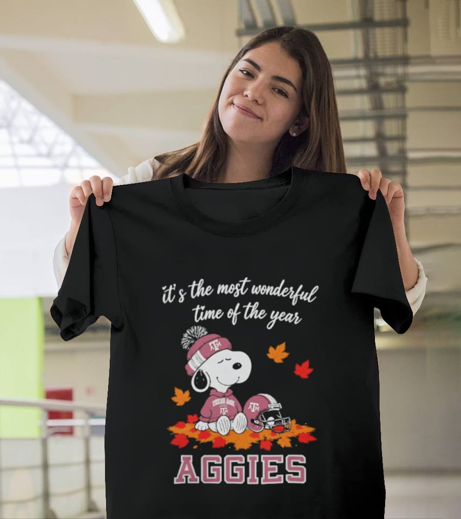 Snoopy It's The Most Wonderful Time Of The Year Texas A&M Aggies Autumn Leaves T-Shirt