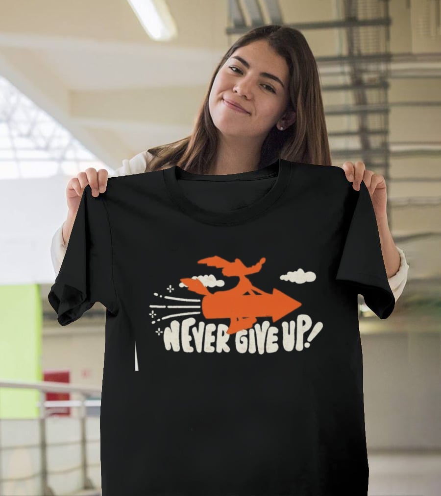 Wile E Coyote Never Give Up Looney Tunes Rocket Humor T-Shirt