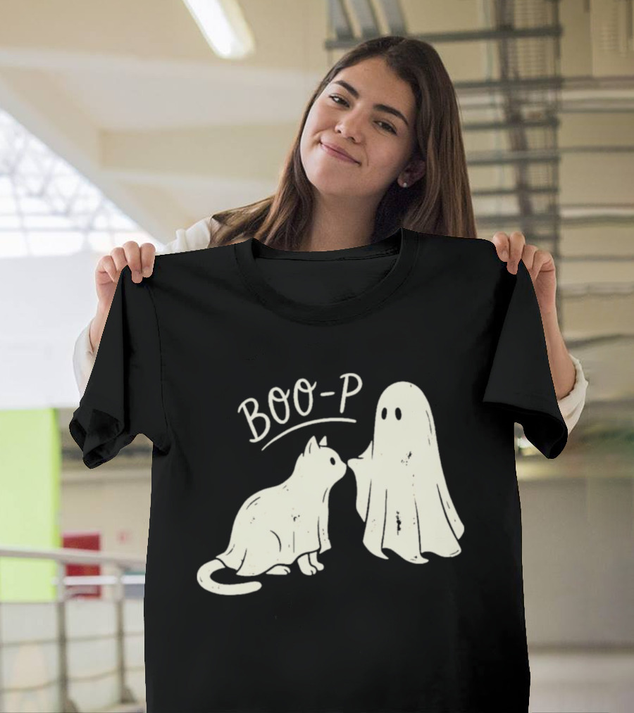 Boo P Humor Halloween Cat Ghost Playful Spirit And Feline Paw Interaction T-Shirt