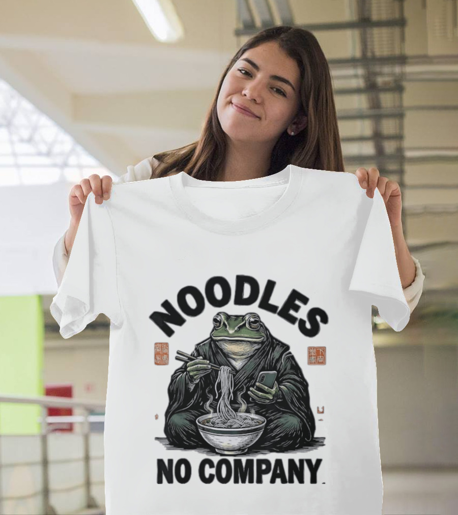 Noodles No Company Frog Eating Ramen Japanese T-Shirt
