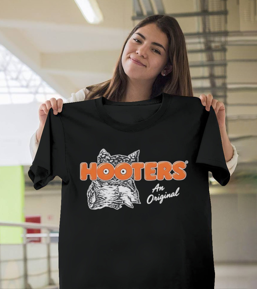 Hooters Owl An Original Restaurant Brand T-Shirt