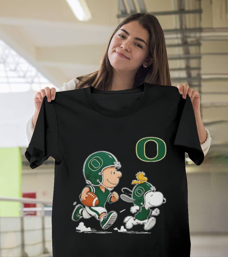 Charlie Brown Woodstock Snoopy Oregon Ducks Football 2026 T-Shirt