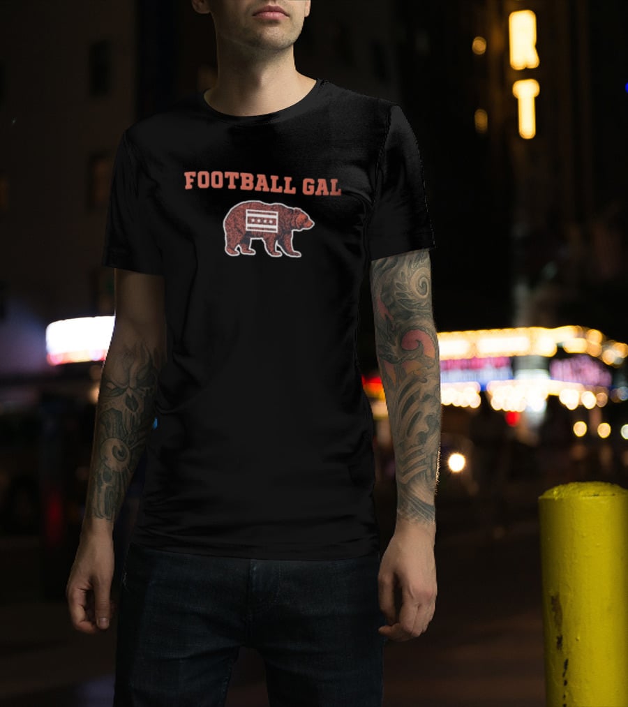 Chicago Bears Football Gal Brown Bear With Chicago Flag T-Shirt