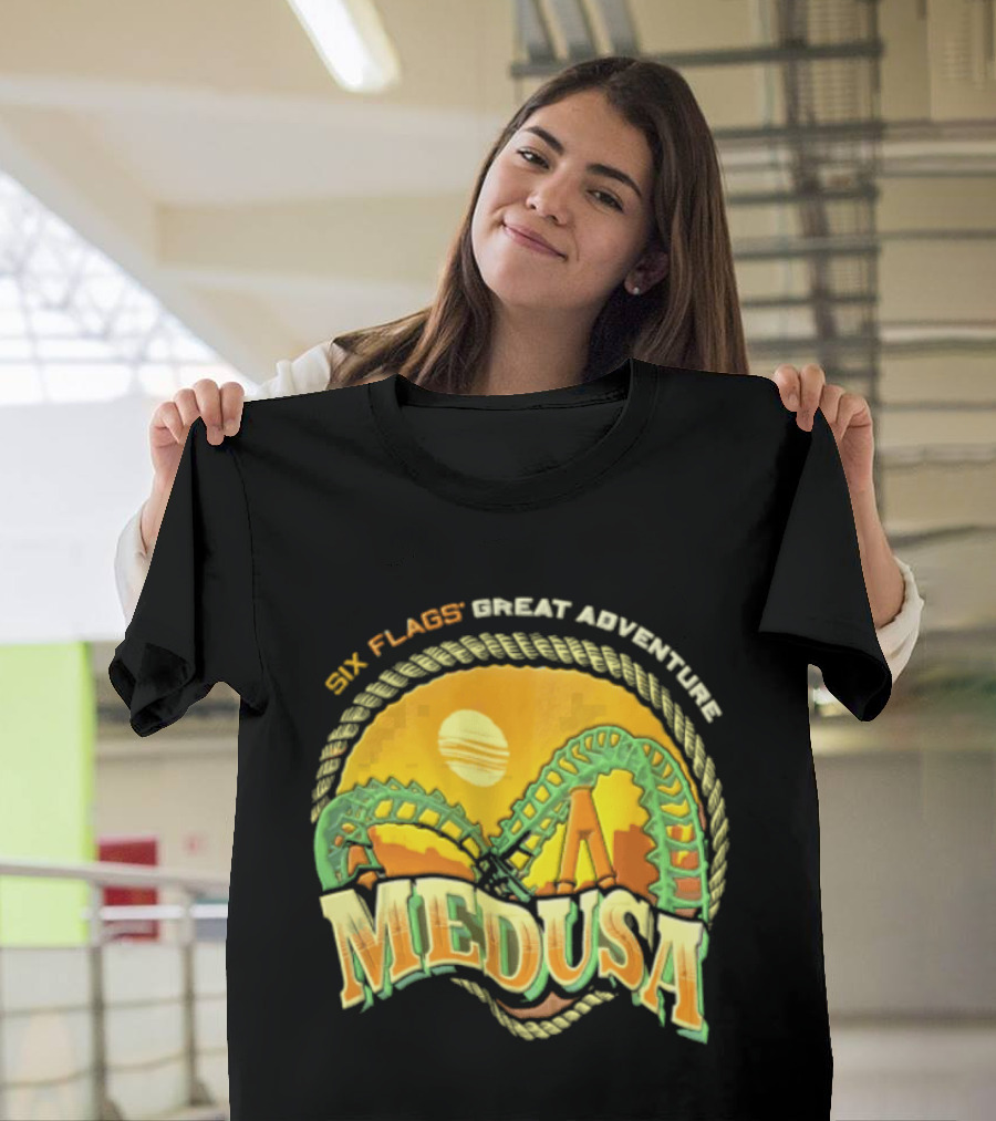 Six Flags Great Adventure Medusa Roller Loop Retro Sunburst T-Shirt