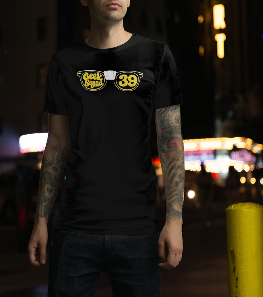 Geek Squad 39 Glasses Retro Tech Support T-Shirt