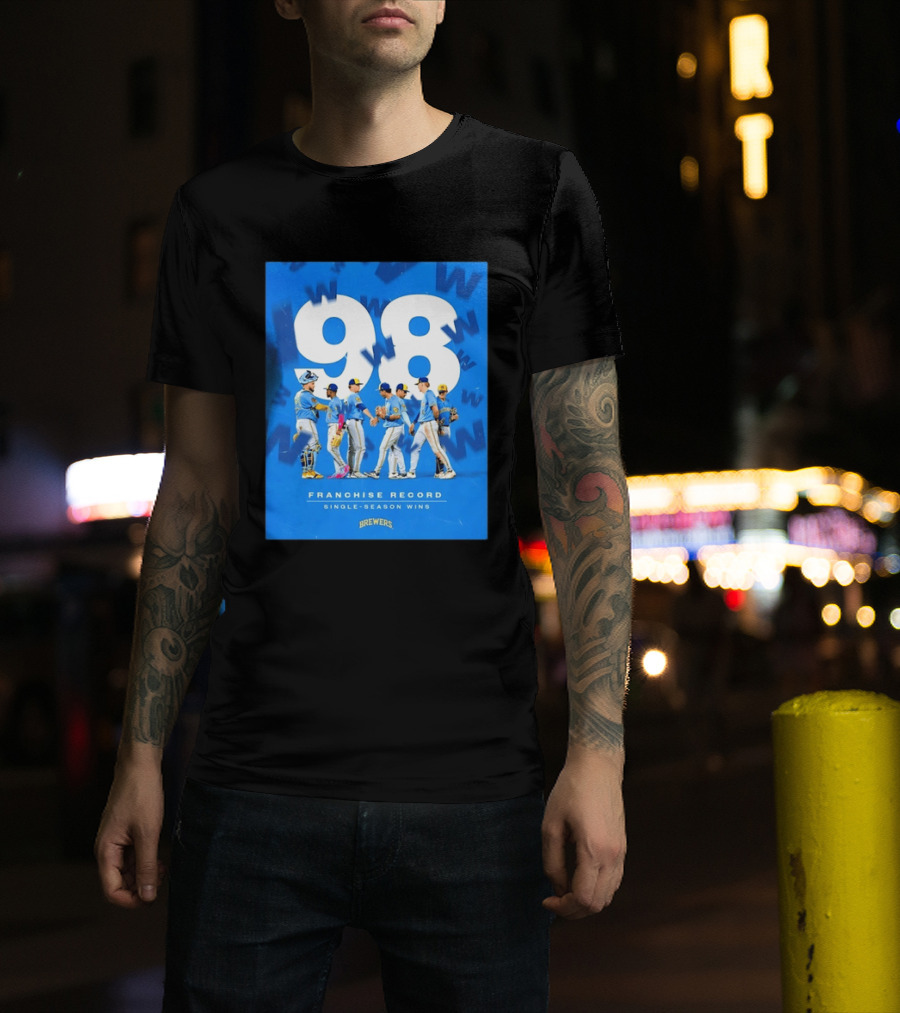 Milwaukee Brewers 98 Franchise Record Single Season Wins Team Celebration T-Shirt