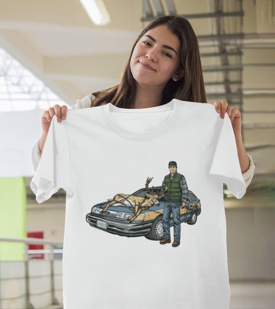 Clark Griswold Christmas Vacation With Deer On Car T-Shirt