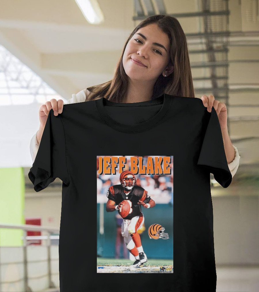 Cincinnati Bengals Jeff Blake Quarterback Action NFL Football T-Shirt