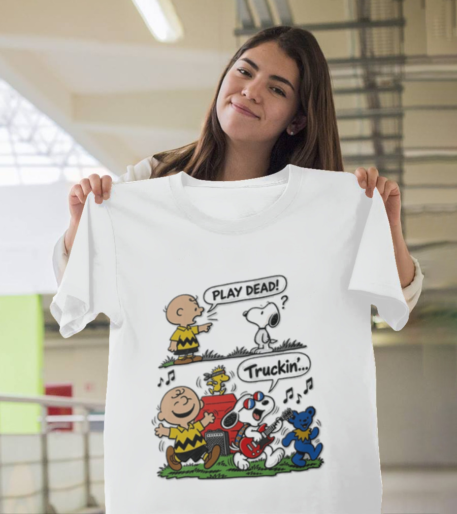 Charlie Brown Snoopy Grateful Dead Play Dead Truckin Dancing Characters T-Shirt
