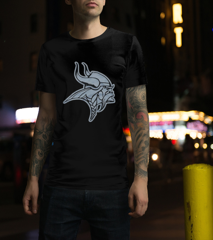 Minnesota Vikings Black Football Viking Helmet T-Shirt