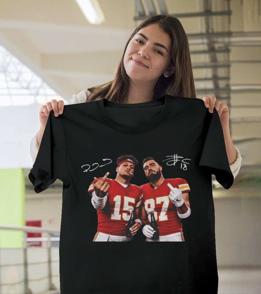 Patrick Mahomes Travis Kelce Middle Finger KC Chiefs Football 2026 Sports Fans Merchandise T-Shirt