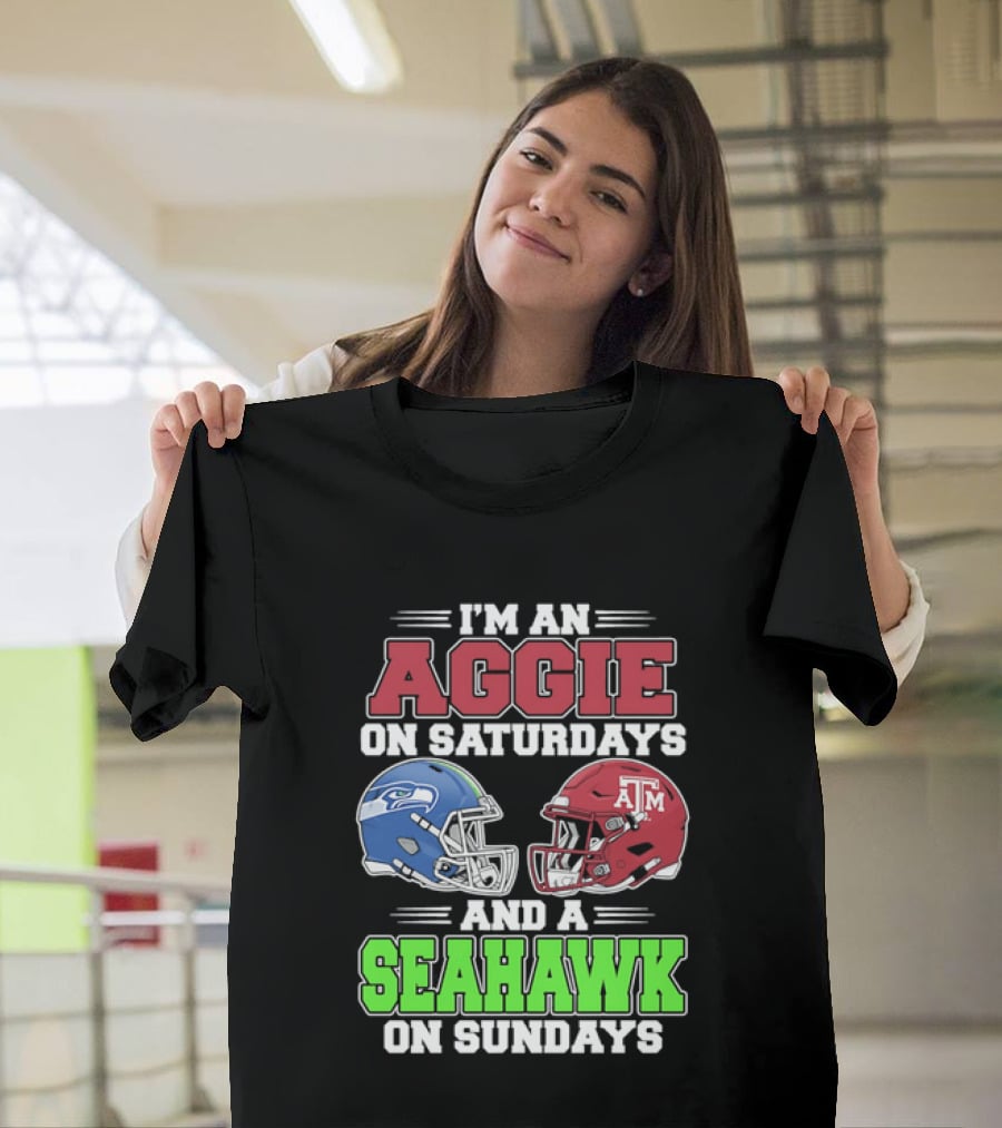 I'm An Aggie On Saturdays And A Seahawk On Sundays Football Helmets T-Shirt
