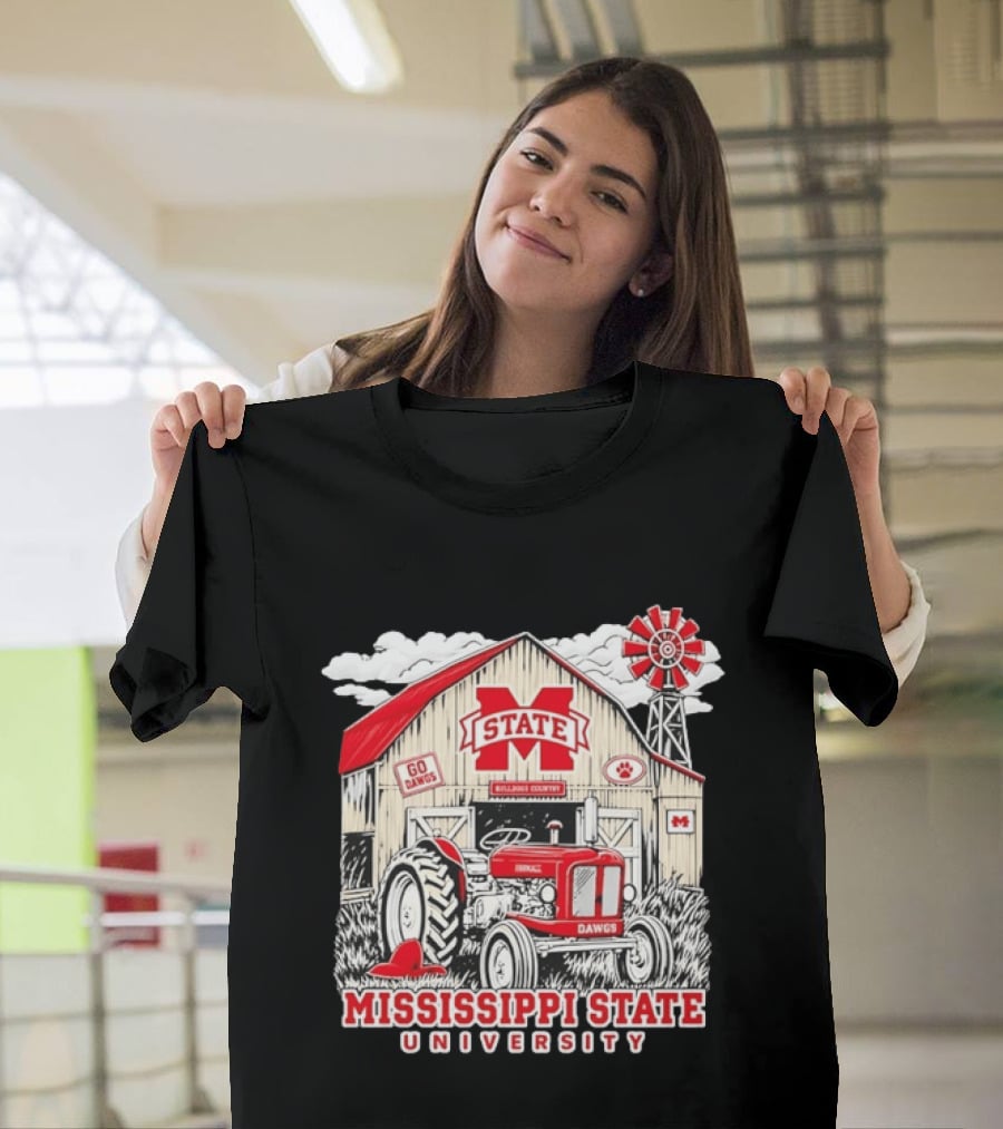 Mississippi State University Bulldogs Country Farmall Tractor Barn With Go Dawgs And Windmill T-Shirt