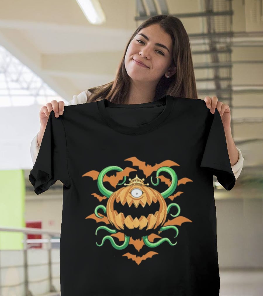 Pumpking The King Of Ghosts Halloween Jack O' Lantern Bat Wreath T-Shirt