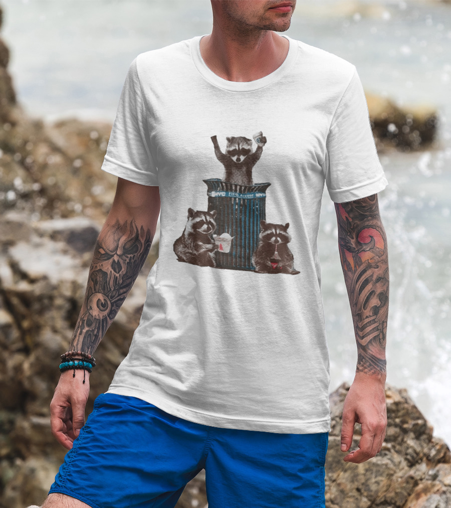 NYC Fifth Avenue Raccoons In Trash Can Pizza Coffee T-Shirt