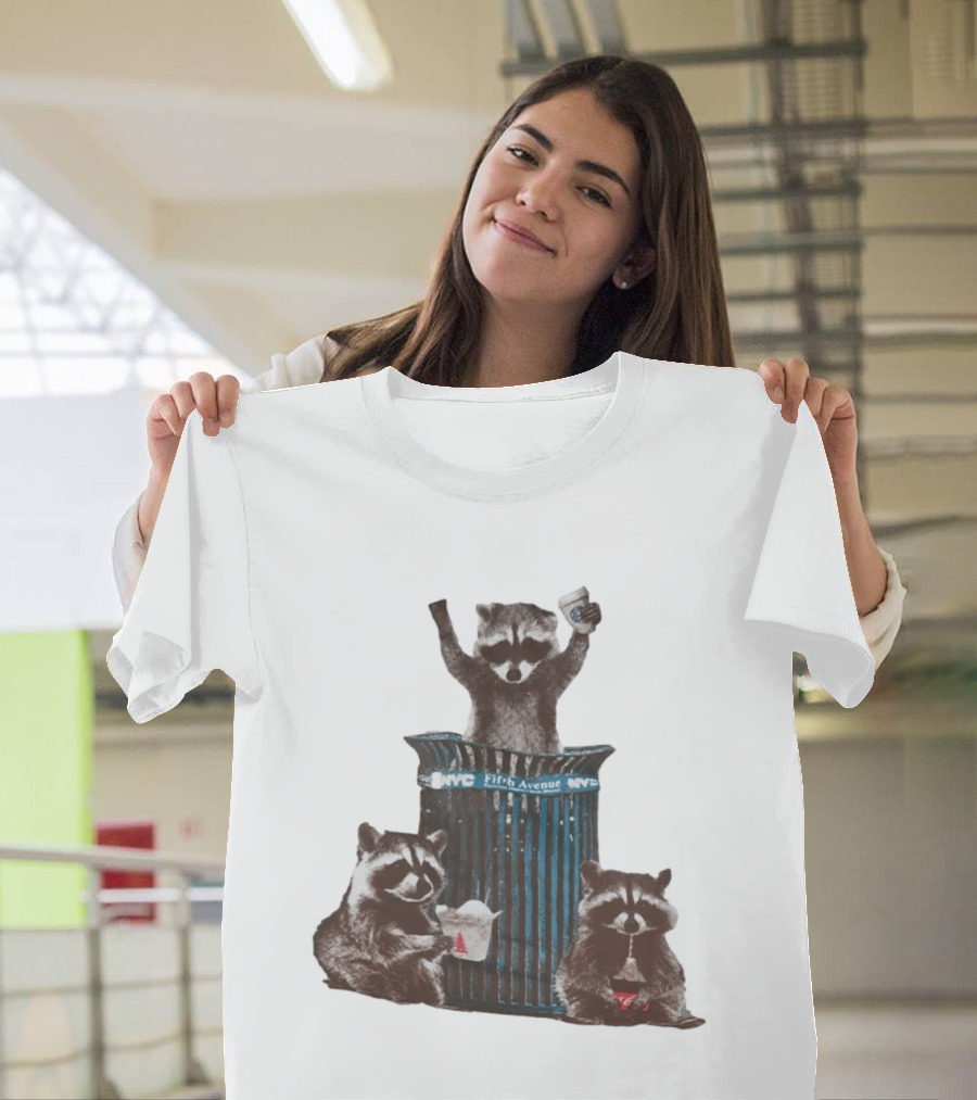 NYC Fifth Avenue Raccoons In Trash Can Pizza Coffee T-Shirt