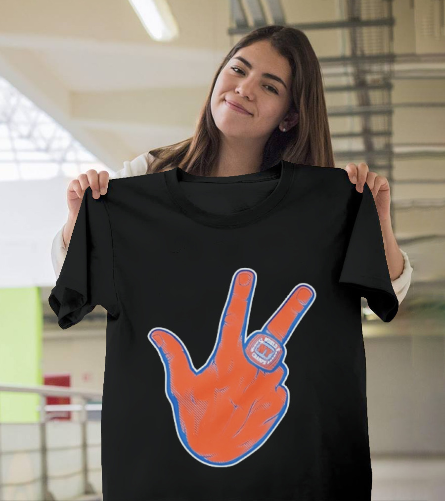 New York Knicks World Champs Victory Hand Sign With Ring NY Sports T-Shirt