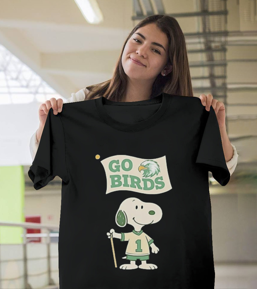 Snoopy Go Birds Philadelphia Eagles Team Spirit T-Shirt