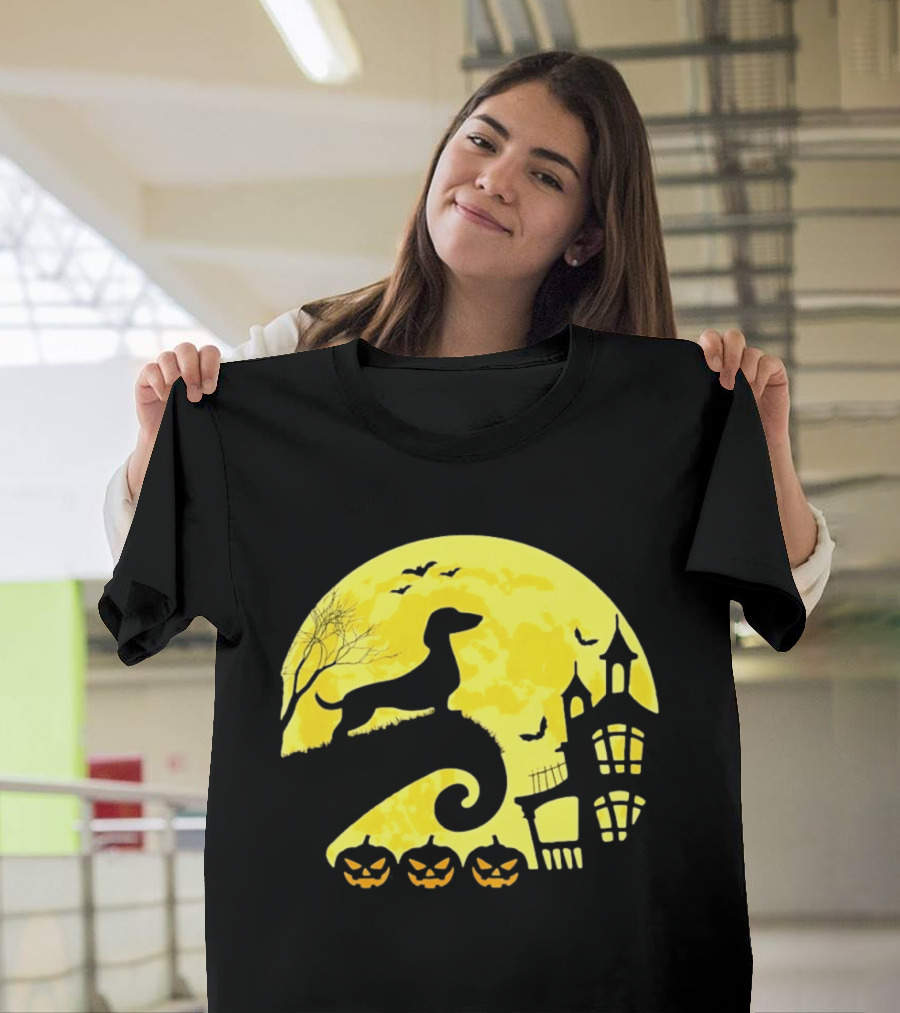 Dachshund Halloween Moon Spooky Night With Pumpkins T-Shirt