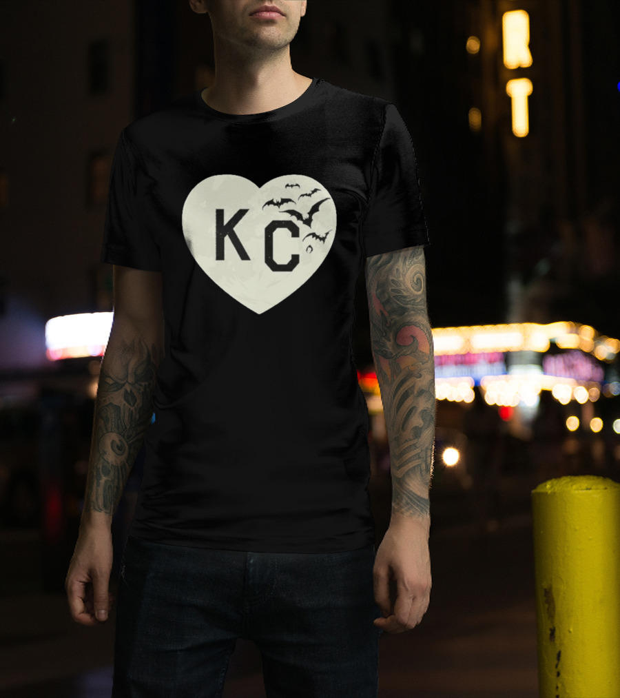 Kansas City KC Heart Moon Bats T-Shirt