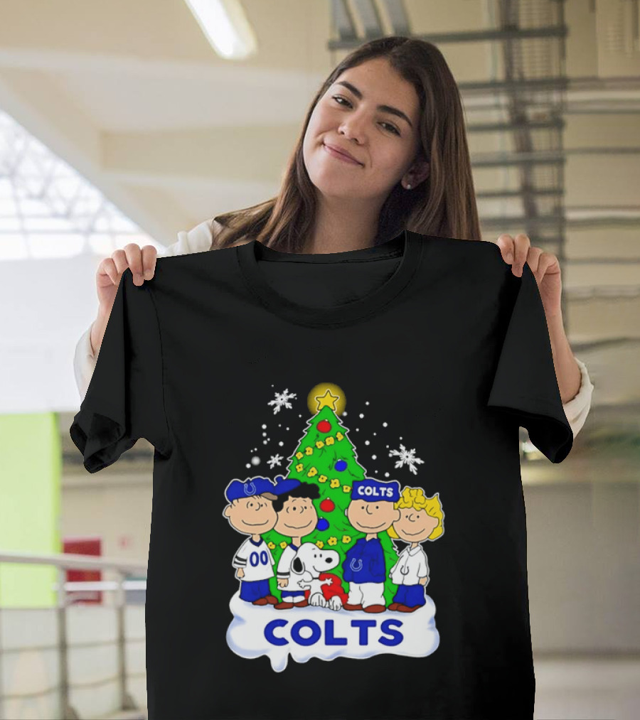 Peanuts Characters Indianapolis Colts Christmas Tree Snoopy Woodstock Snowflakes T-Shirt