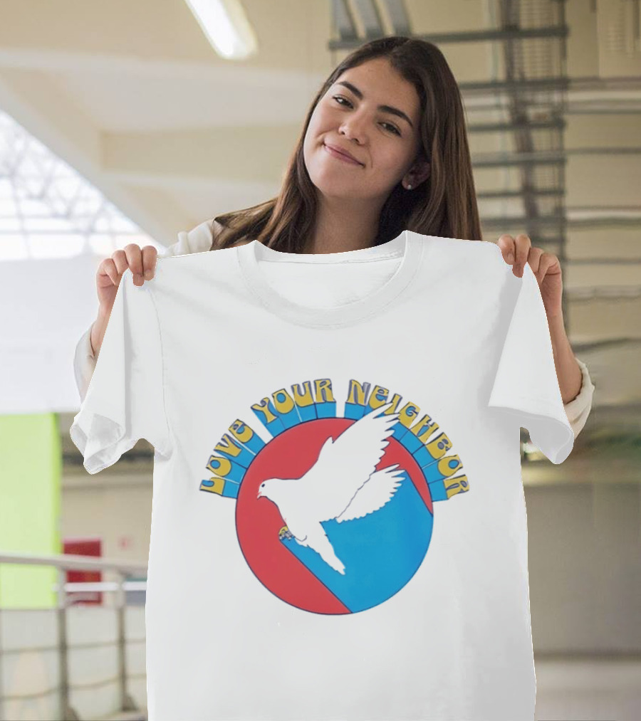 Love Your Neighbor Dove Peace Kindness Retro Circular T-Shirt