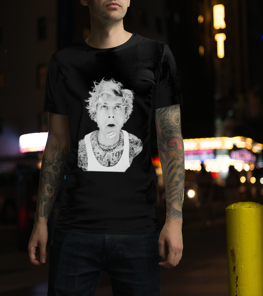 Machine Gun Kelly 1990 Blonde Hair Razor Tongue Tattoo Styling T-Shirt