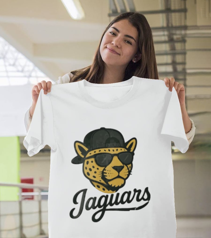 Jacksonville Jaguars Cool Jaguar With Cap And Sunglasses T-Shirt