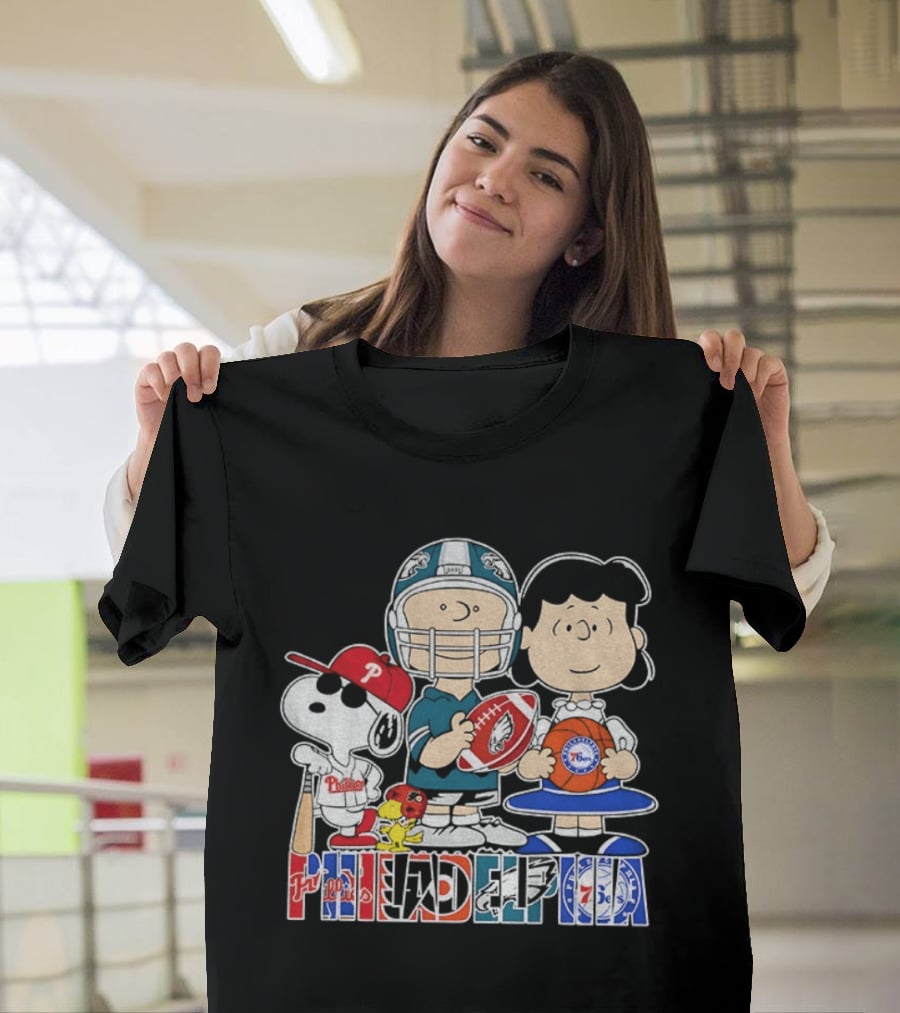 Peanuts Philadelphia Phillies Eagles 76ers Sports Characters T-Shirt