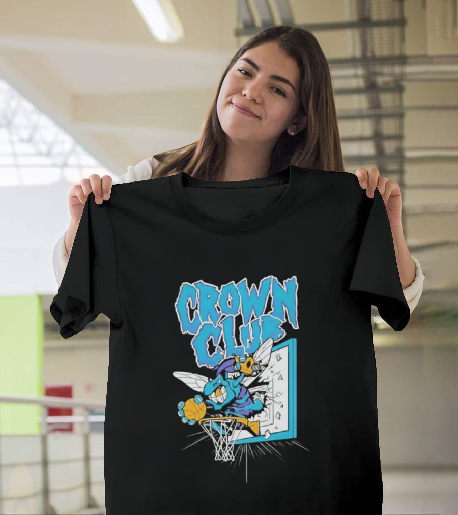 Crown Club Charlotte Hornets Basketball Dunking T-Shirt