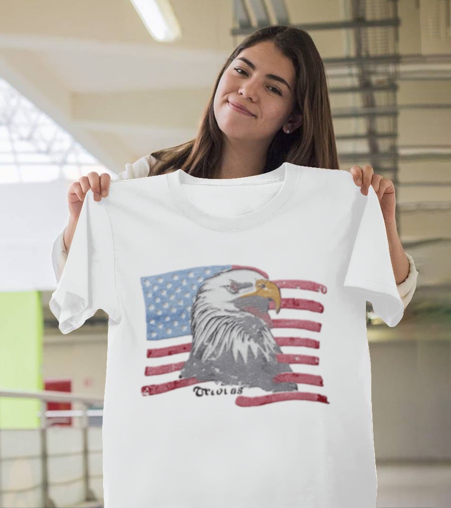 Vecovas Bald Eagle Head Over American Flag T-Shirt