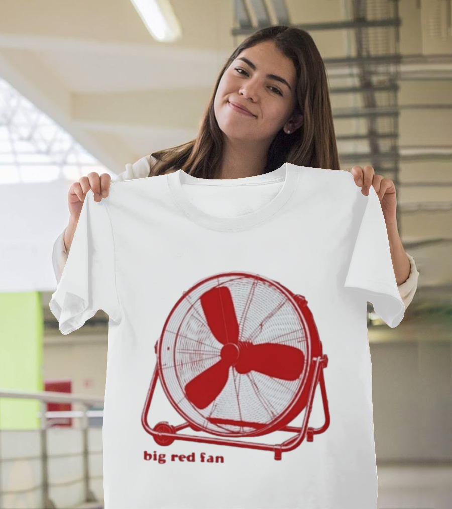 Big Red Fan Minimalist T-Shirt