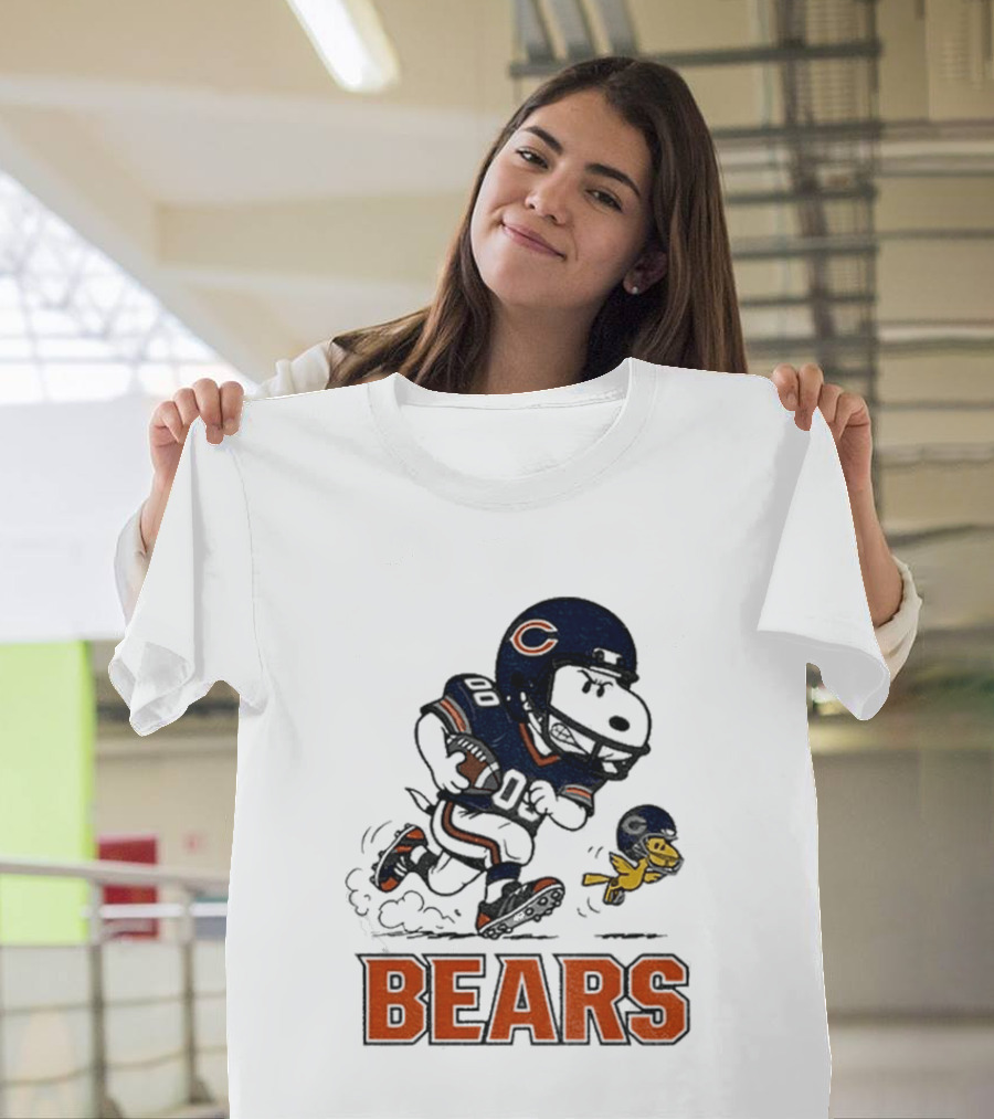 Chicago Bears Snoopy And Woodstock Football Team Fan T-Shirt