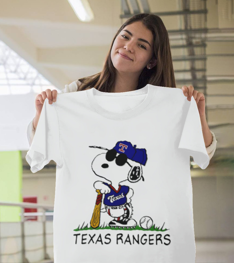 Snoopy Texas Rangers MLB Baseball Uniform With Sunglasses And Bat T-Shirt
