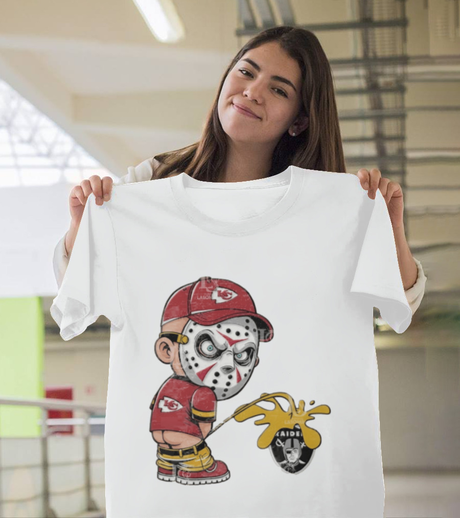Kansas City Chiefs Jason Voorhees Pissing On Las Vegas Raiders T-Shirt