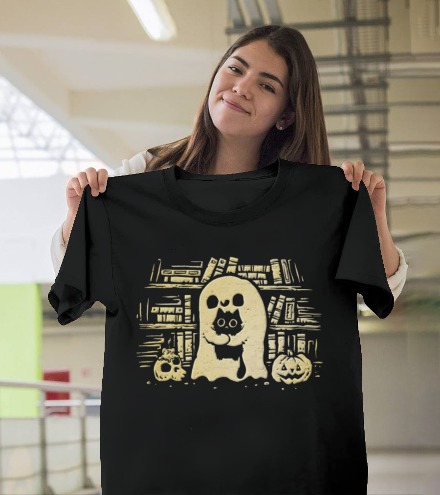 Ghostly Hugs Black Cat Embrace With Pumpkin And Skull In Library T-Shirt