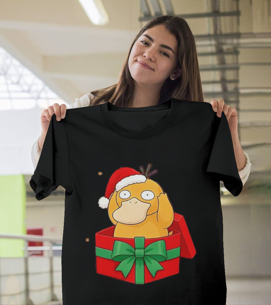 Psyduck Christmas Gift Box Wearing Santa Hat Pokemon T-Shirt