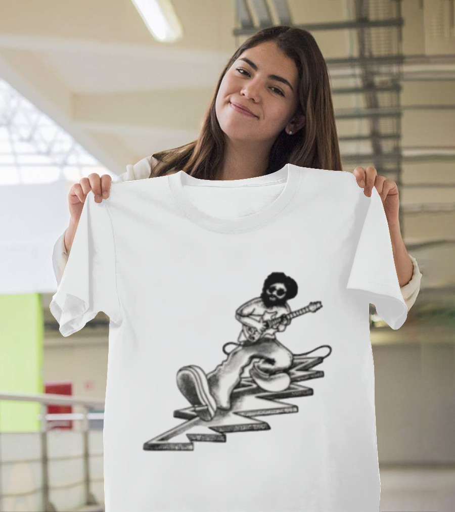 Grateful Dead Jerry Garcia Playing Electric Guitar Walking Zig Zag T-Shirt