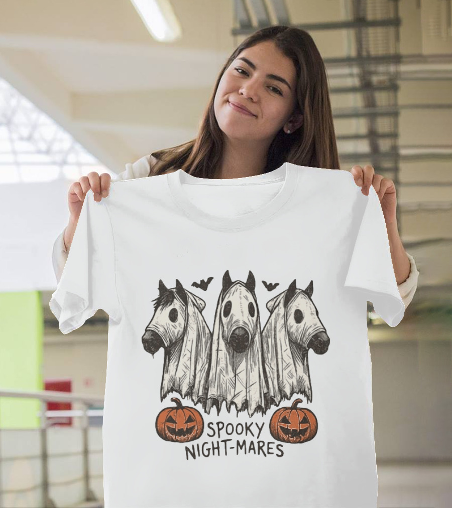 Spooky Night Mares Horse Halloween 2025 Pumpkin Bats T-Shirt