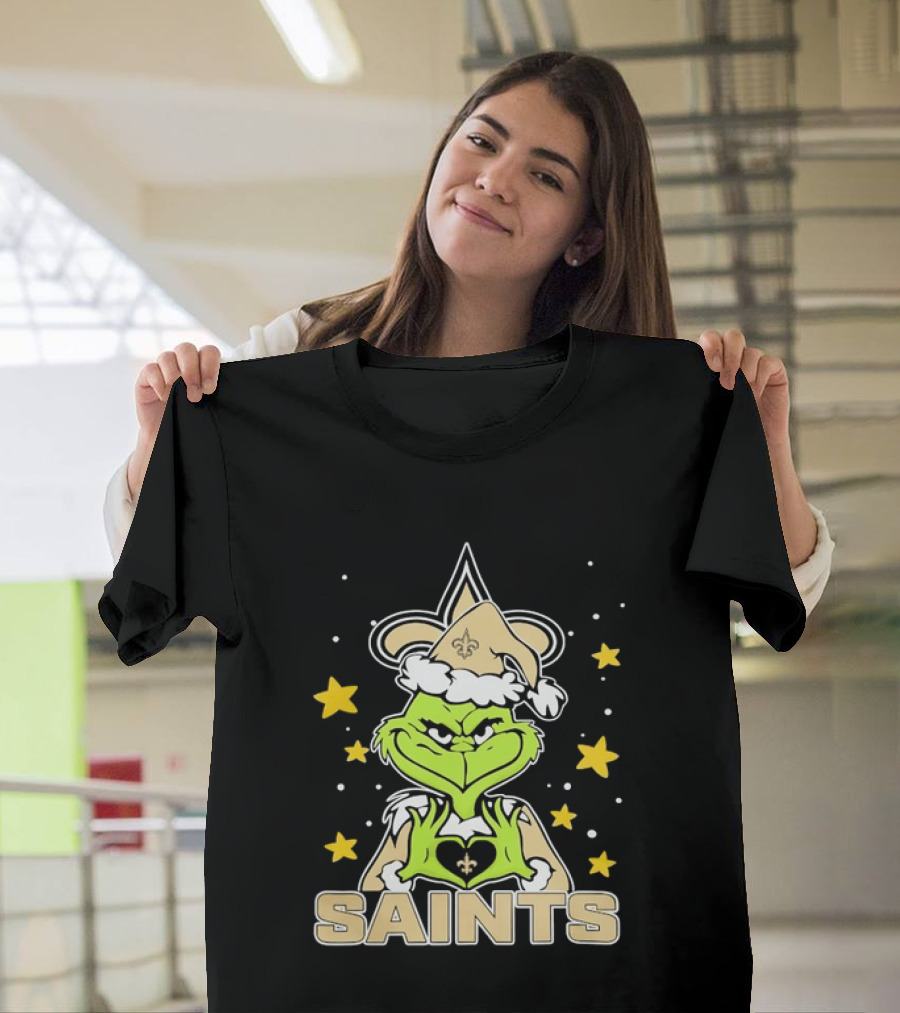 New Orleans Saints Grinch Heart Hands Christmas Holiday 2026 T-Shirt