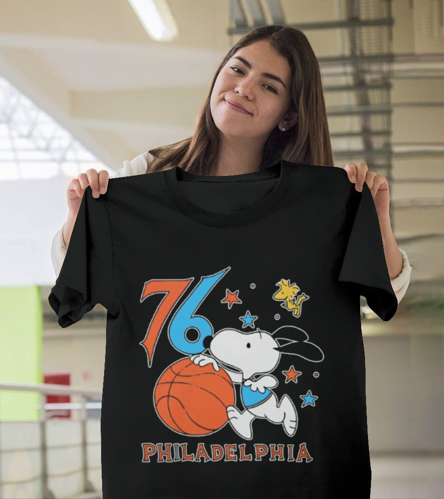 76 Philadelphia Snoopy Basketball Peanuts T-Shirt