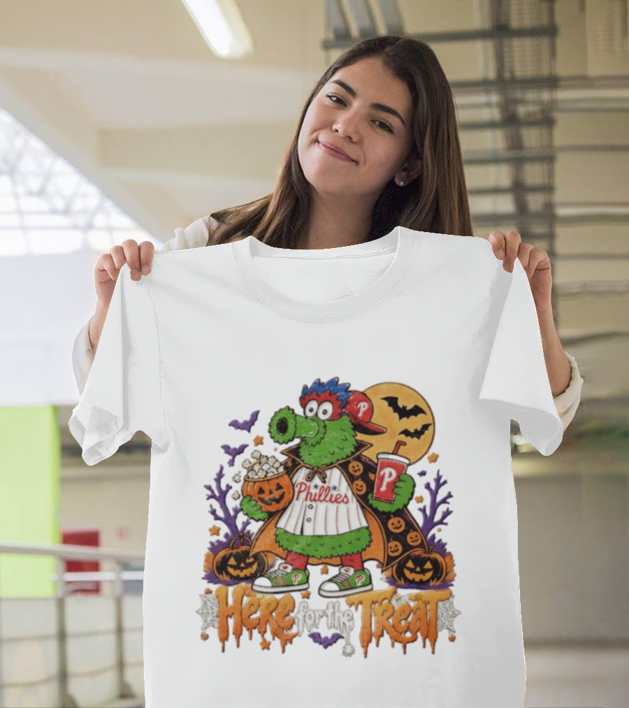 Halloween Phanatic Phillies Here For The Treat T-Shirt