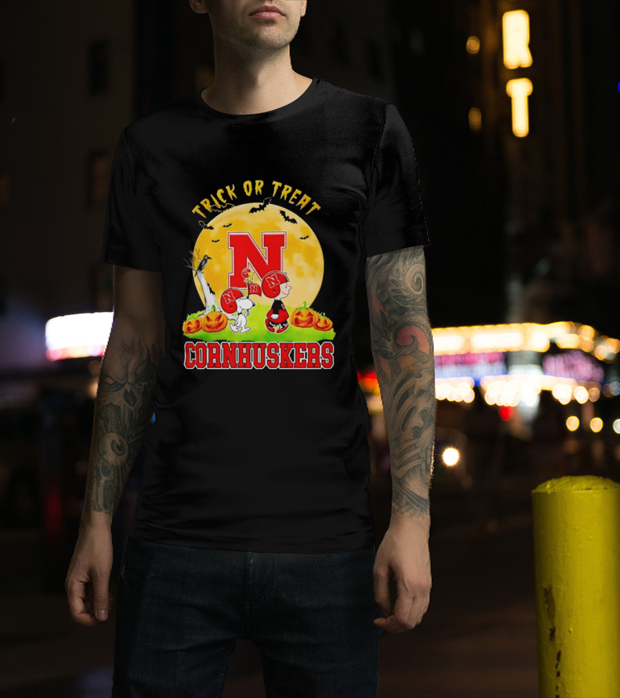 Nebraska Cornhuskers Trick Or Treat Halloween Charlie Brown Snoopy T-Shirt