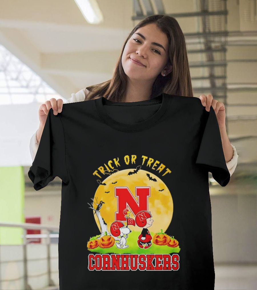 Nebraska Cornhuskers Trick Or Treat Halloween Charlie Brown Snoopy T-Shirt