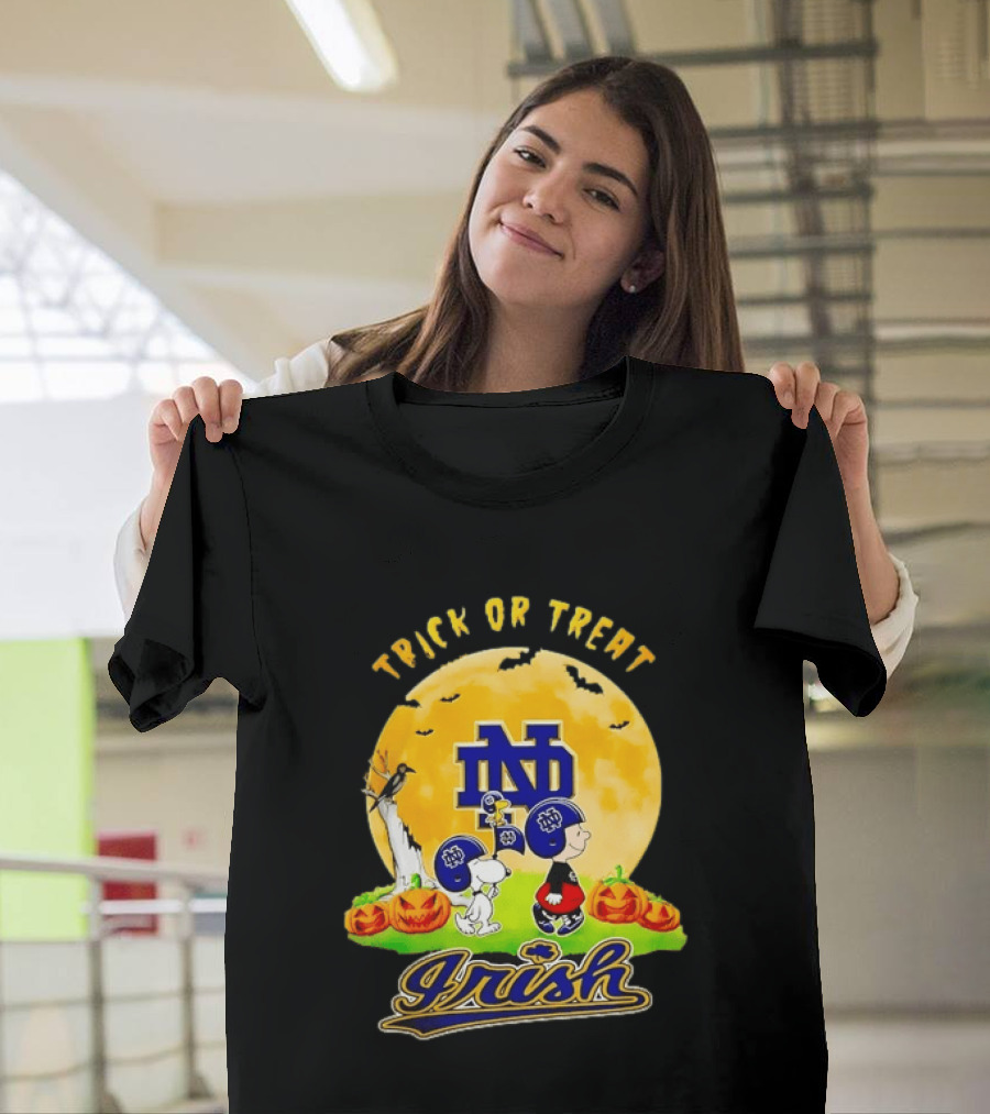 Notre Dame Fighting Irish Trick Or Treat Charlie Brown Snoopy Halloween T-Shirt