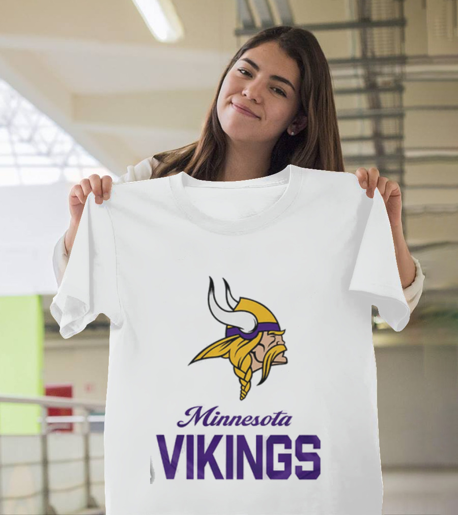 Minnesota Vikings Jesus Won 2025 T-Shirt