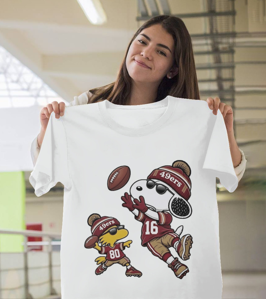 San Francisco 49ers Snoopy Woodstock Football Players Number 16 80 T-Shirt