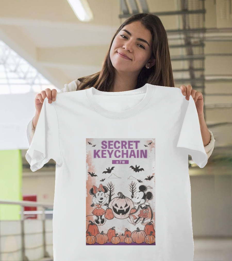 Mickey And Minnie Halloween Secret Keychain Collection With Pumpkins And Bats 2026 T-Shirt