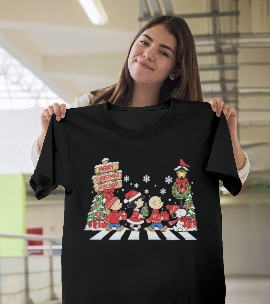Merry Christmas Go Buccaneers Charlie Brown Snoopy Woodstock Tampa Bay Holiday T-Shirt